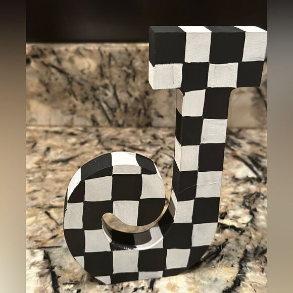 Add JOY to your holiday decor - Picture 3 of 6